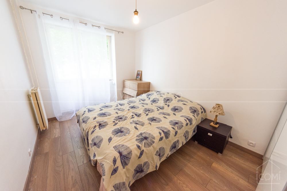 APPARTEMENT T5 100M² AVEC ASCENSEUR, BALCON, PARKING PRIVE ET CAVE photo 5