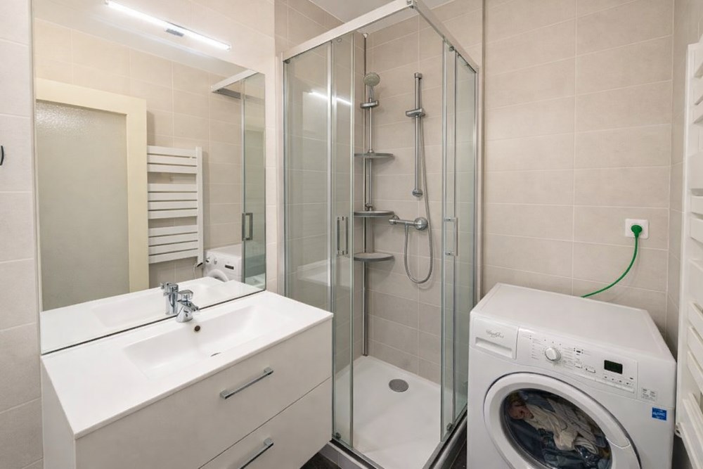 BREST - APPARTEMENT - 100 M2 - 5 PIECES photo 5