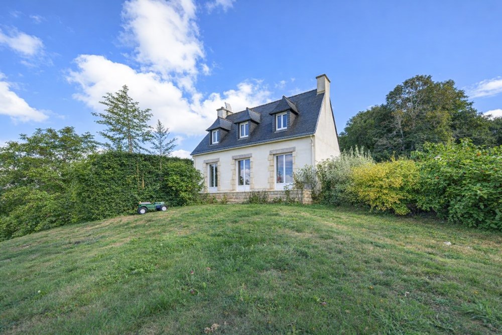 SAINT-THURIEN - MAISON - 217 M2 - 7 PIECES