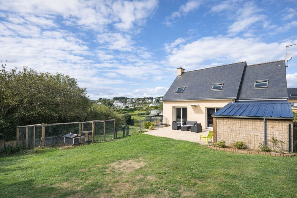 MAISON T7 - 120M² - TERRAIN 1310M² - AUCUN TRAVAUX - PRESTATIONS DE QUALITE - COUP DE COEUR