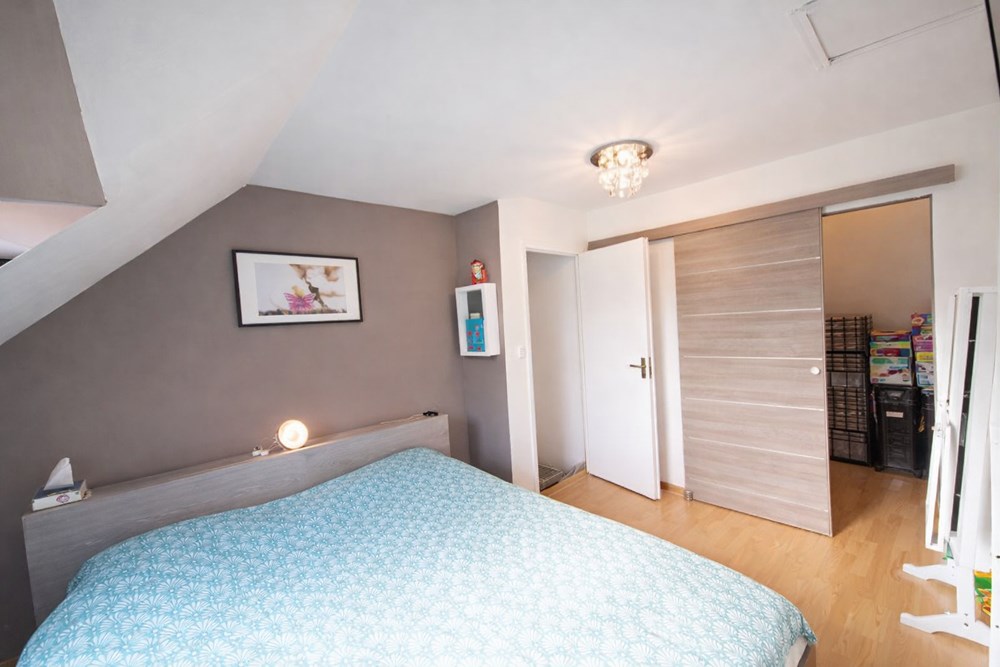 MAISON T7 - 120M² - TERRAIN 1310M² - AUCUN TRAVAUX - PRESTATIONS DE QUALITE - COUP DE COEUR photo 4