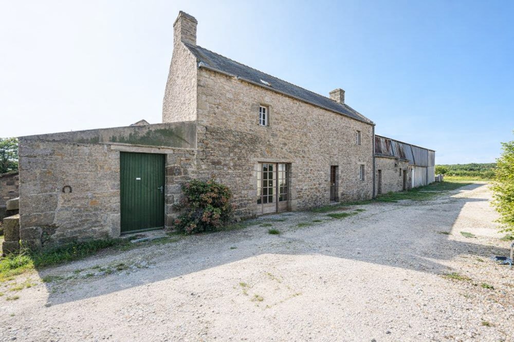 MAISON 1 : 127 M² ET MAISON 2 : 160 M² A RENOVER - HANGARS - ATELIER - photo 3