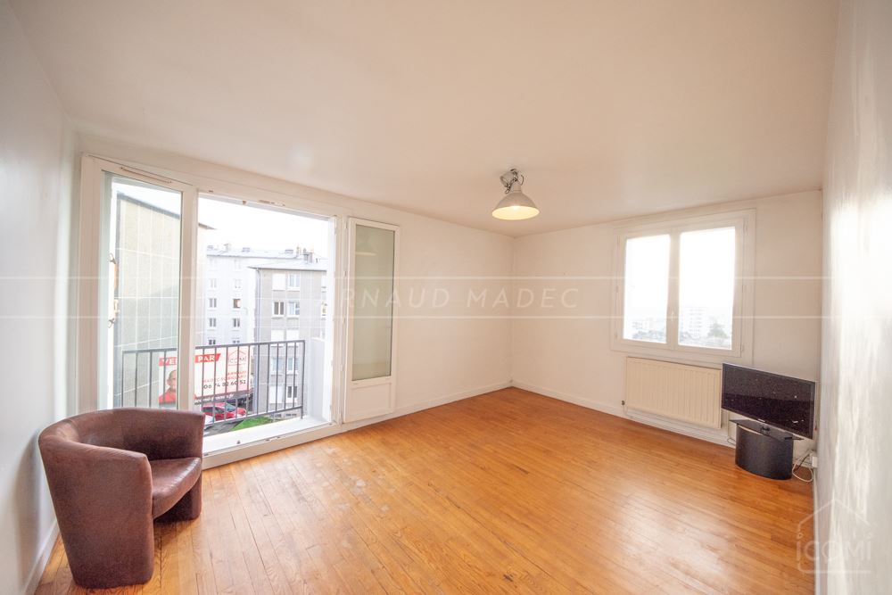 APPARTEMENT T3 - DERNIER ETAGE - LUMINEUX - CALME - VUE DEGAGEE SUD ET OUEST SANS VIS A VIS photo 3
