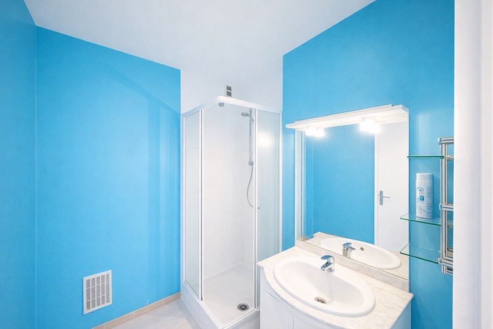 APPARTEMENT T3 - DERNIER ETAGE - LUMINEUX - CALME - VUE DEGAGEE SUD ET OUEST SANS VIS A VIS photo 5