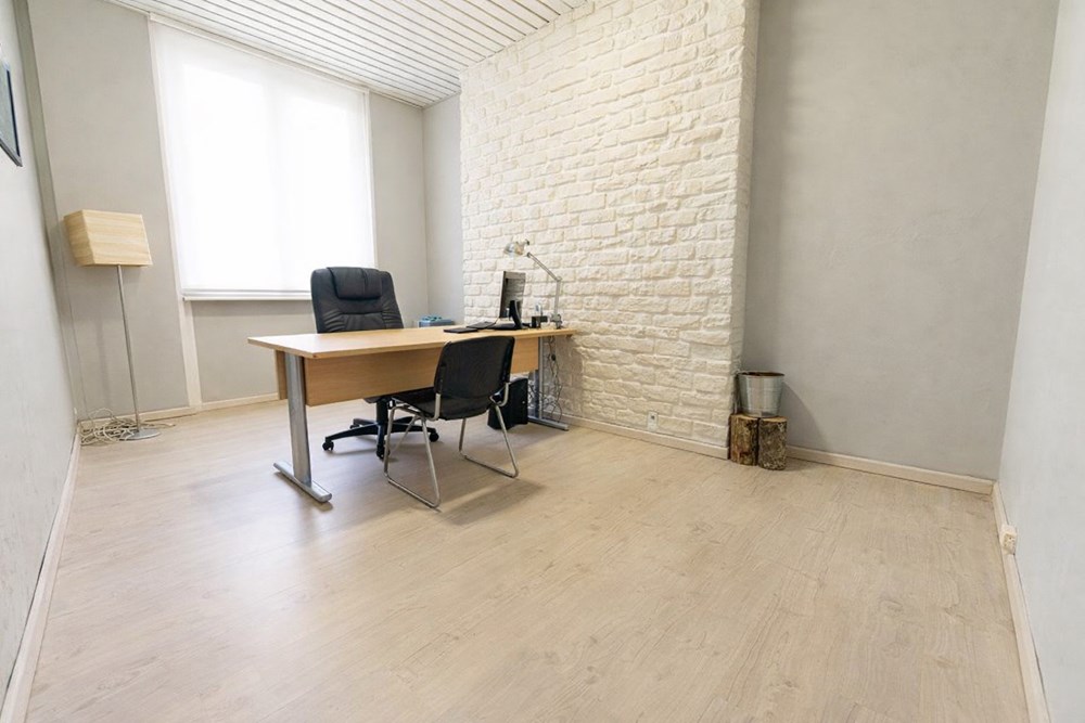 LOCAL COMMERCIAL - HYPER CENTRE - IDEALEMENT PLACE - POSSIBILITE APPARTEMENT photo 4