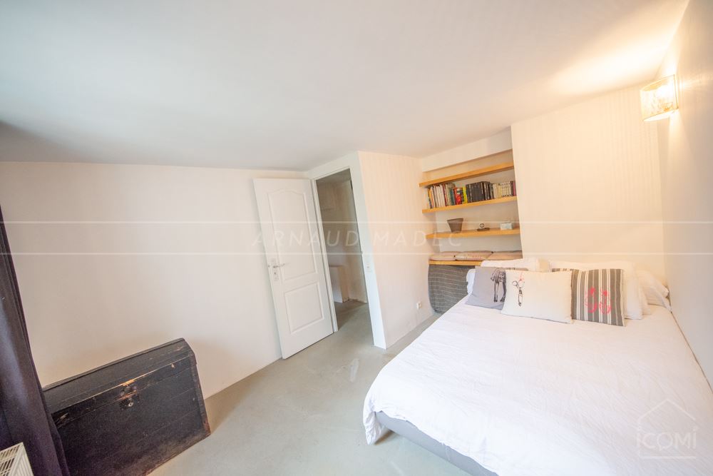 MAISON T6 - 4/5 CHAMBRES - TERRAIN 350M² - ESPACE VIE 40M² AVEC TERRASSE 20M² EXPO SUD - RARE photo 3