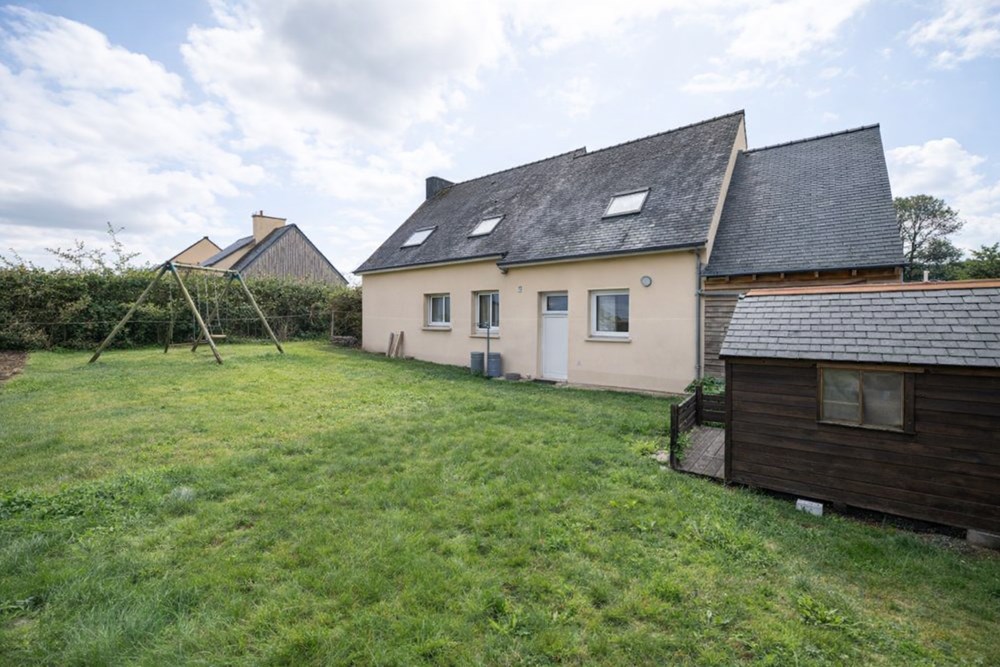 MAISON 7 PIECES DE 143 M² - 6 CHAMBRES - TERRAIN 572 M² - QUARTIER CALME ET RECHERCHE