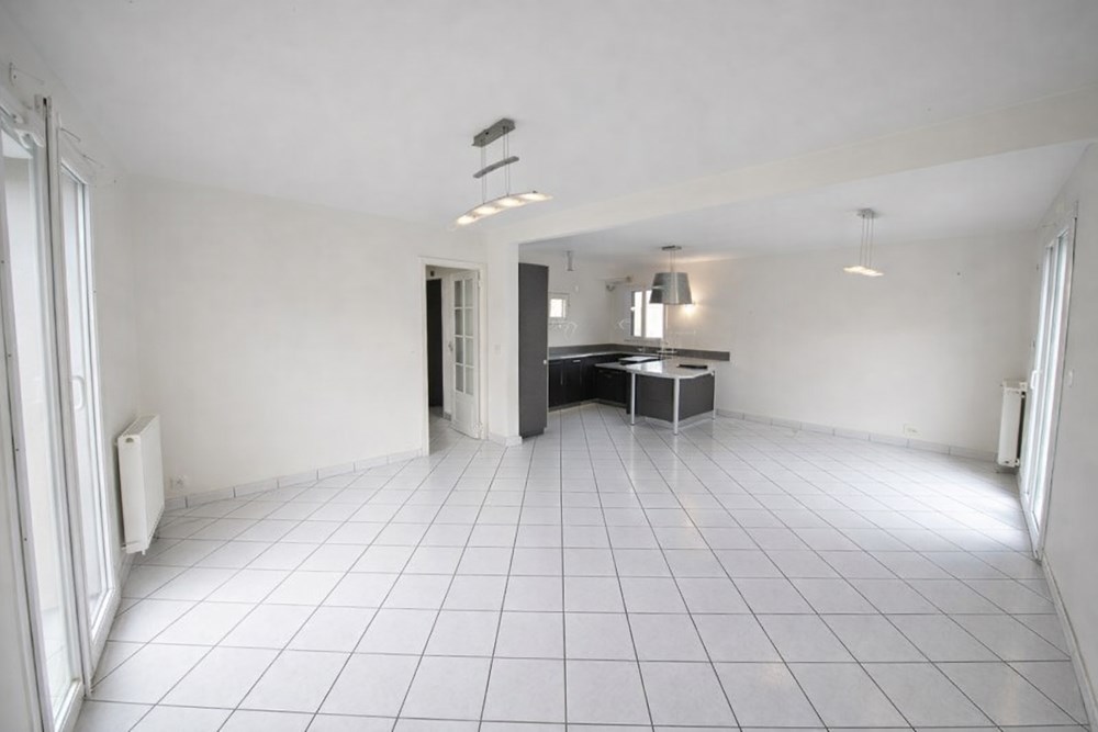 MAISON 7 PIECES DE 143 M² - 6 CHAMBRES - TERRAIN 572 M² - QUARTIER CALME ET RECHERCHE photo 2