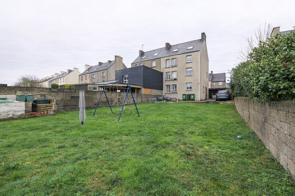 LANDERNEAU - MAISON - 124 M2 - 5 PIECES