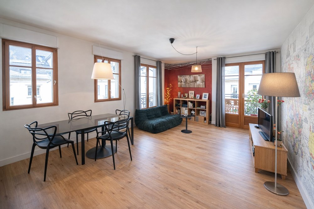 APPARTEMENT T3 DANS RESIDENCE STANDING - 3EME ET DERNIER ETAGE - PARKING SECURISE - PROCHE ANCIEN THEATRE