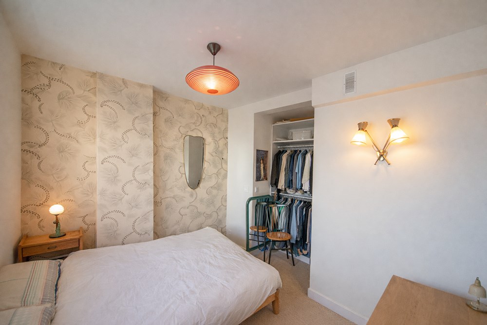APPARTEMENT T4 - 3 CHAMBRES DERNIER ETAGE - GARAGE - BALCON - ASCENSEUR - PIECE DE VIE 30M² - RARE photo 4