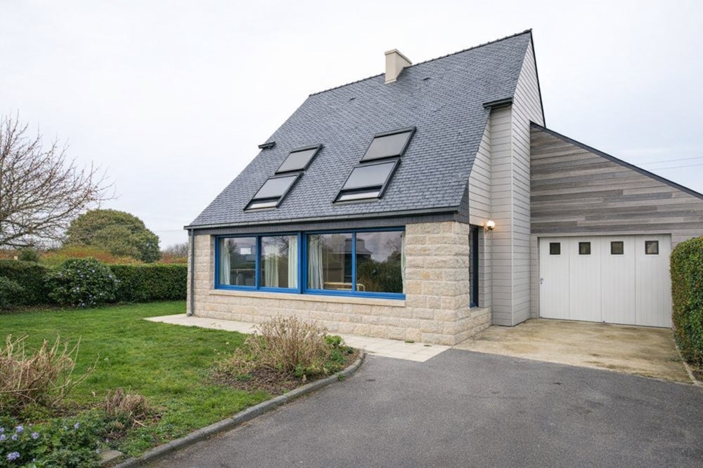 PLOUDALMEZEAU (29830) - MAISON T5 DE 146M² - 4/5 CHAMBRES - TERRAIN DE 610M² - A VOIR ABSOLUMENT