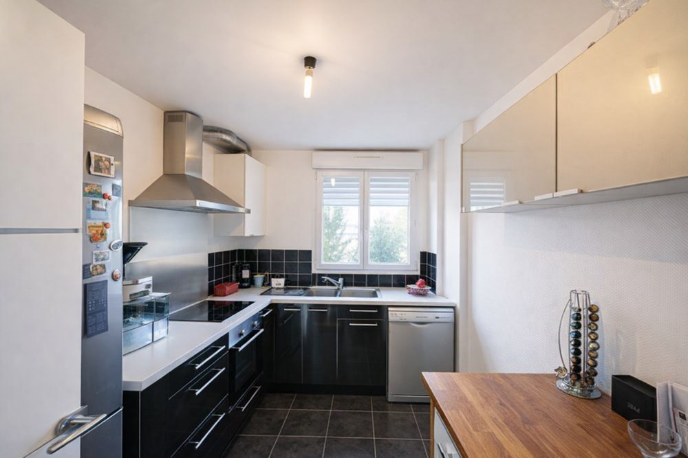 BREST - APPARTEMENT - 82 M2 - 4 PIECES photo 2
