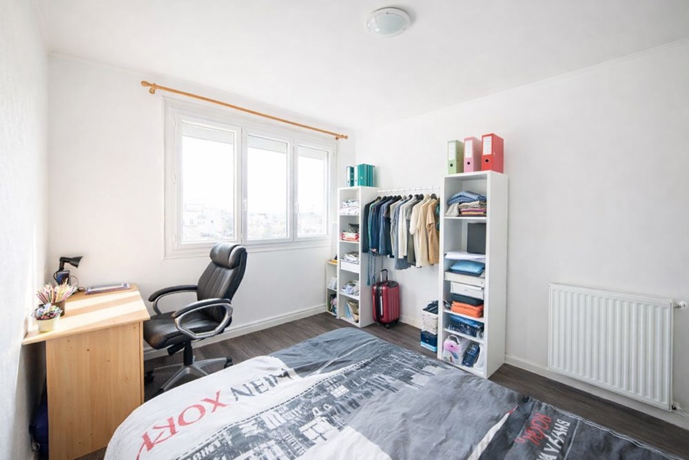 APPARTEMENT - T3 DE 60 M² - BAS JAURES - DERNIER ETAGE photo 4