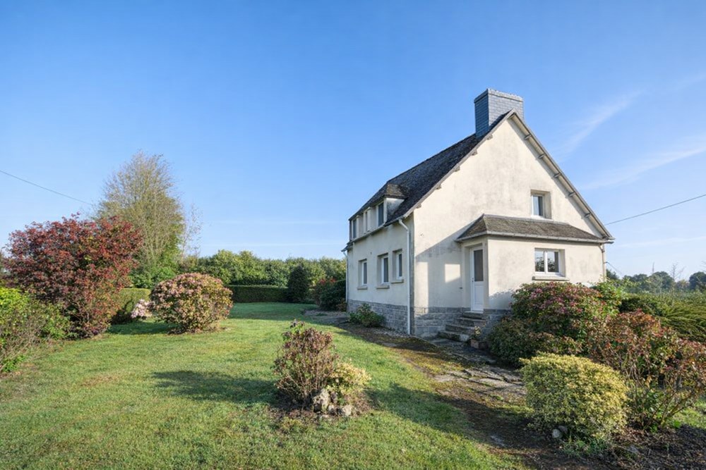 MAISON DE 142 M² - 6 CHAMBRES - ENTRE DAOULAS ET LANDERNEAU - TRES BEAU POTENTIEL DE VIE photo 2