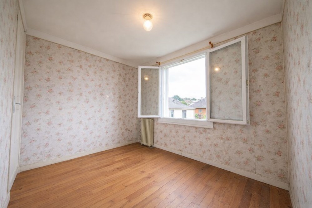 MAISON T5- TERRAIN 400M² - GRAND SEJOUR POTENTIEL - 3 CHAMBRES POSSIBILITE 4 - CALME photo 4