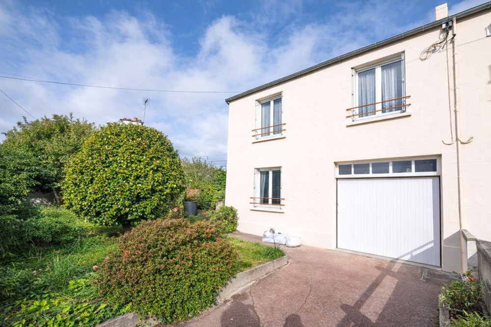 MAISON T5- TERRAIN 400M² - GRAND SEJOUR POTENTIEL - 3 CHAMBRES POSSIBILITE 4 - CALME photo 2