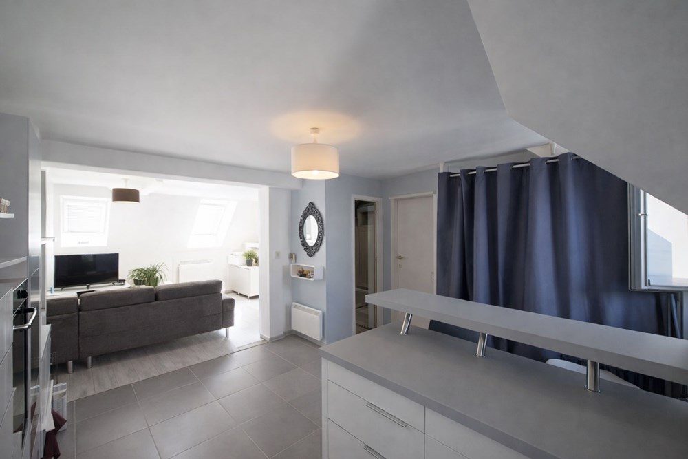 APPARTEMENT T2 - DUPLEX - PLEIN CENTRE DE CROZON - COUP DE COEUR ASSURE photo 3