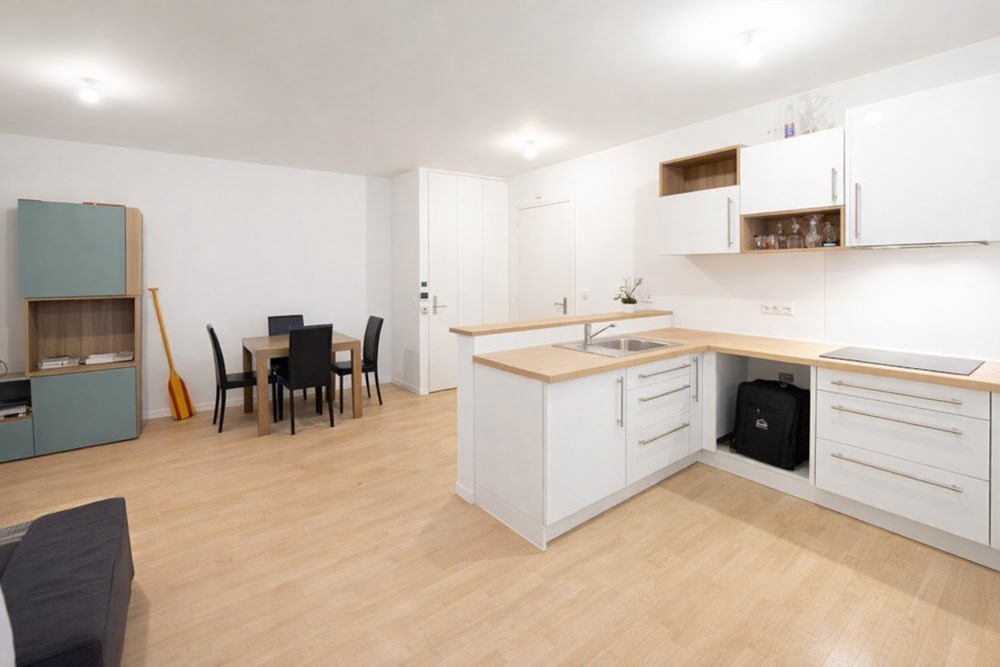APPARTEMENT T3 65M² AVEC BALCON, ASCENSEUR, CAVE ET PARKING PRIVE SECURISE