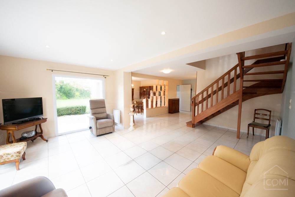 DAOULAS - MAISON - 155 M2 - 7 PIECES photo 4
