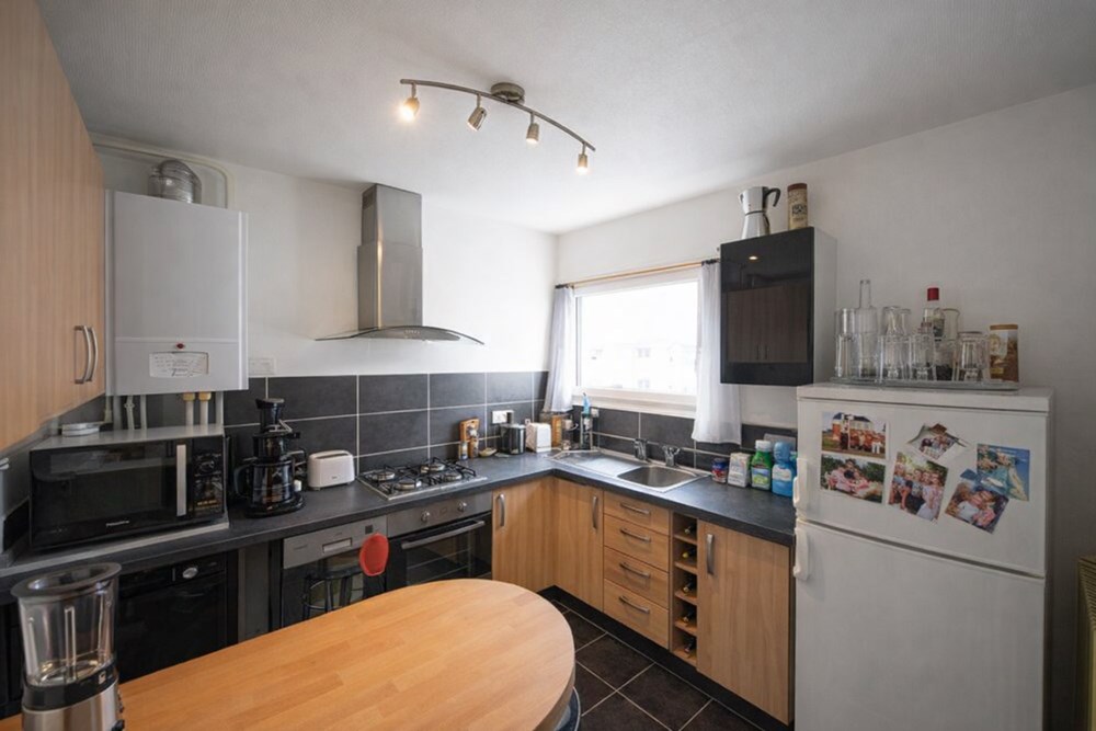 QUIMPER - APPARTEMENT - 79 M2 - 3 PIECES photo 3