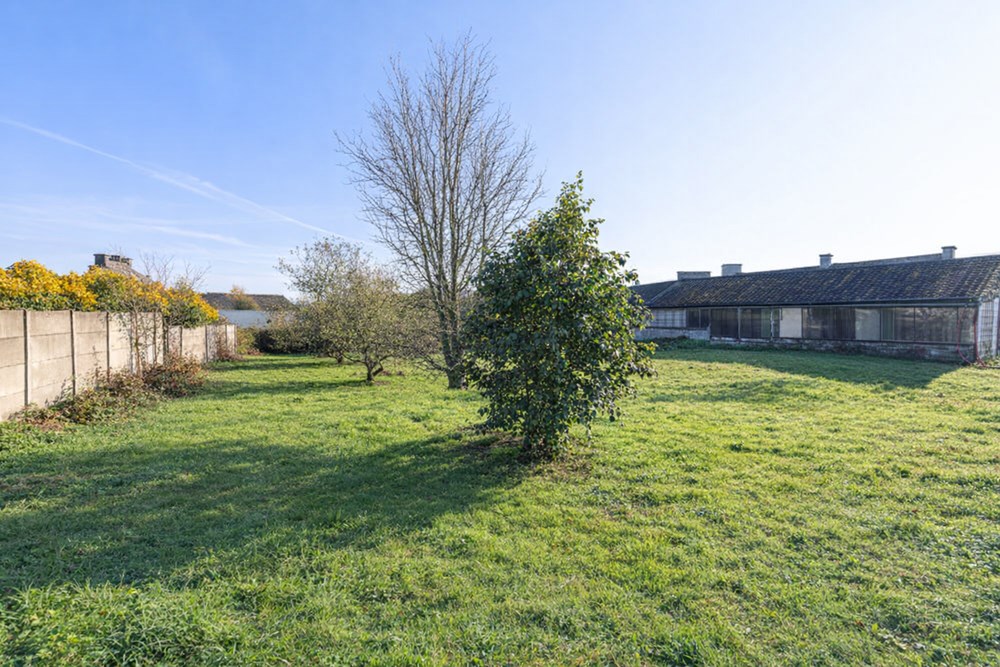 DOUBLE MAISON INDIVIDUELLE T10 DE 300M² AVEC 3 DEPENDANCES SUR UN TERRAIN DE 1700M² EN PLEIN CENTRE photo 2