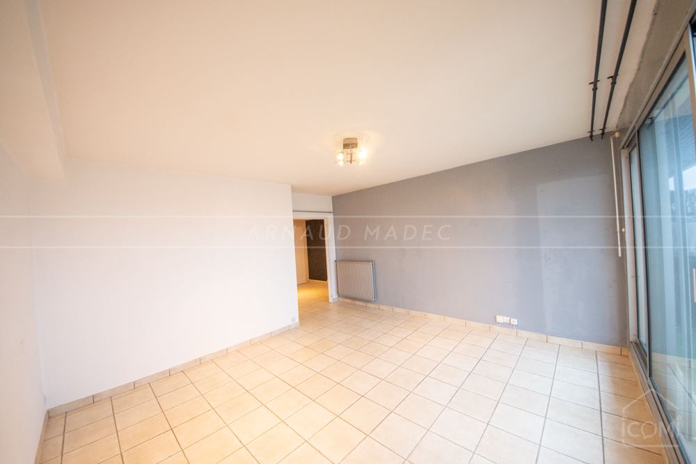 APPARTEMENT T3 - ASCENSEUR - VERDURE - ACCES PMR - CALME - AUCUNS TRAVAUX - DALLE BETON photo 2