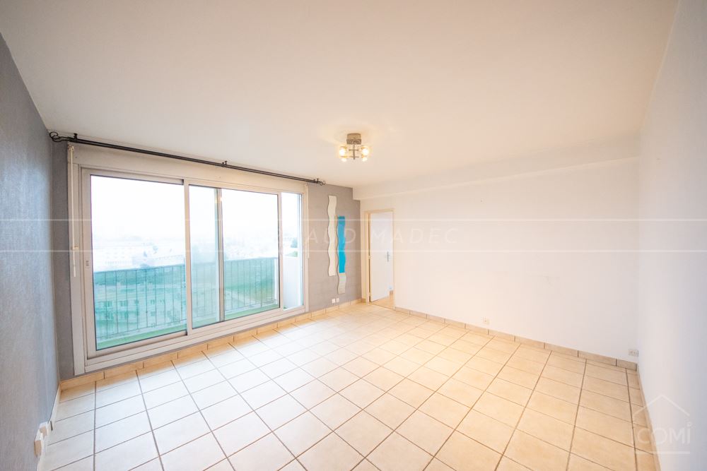 APPARTEMENT T3 - ASCENSEUR - VERDURE - ACCES PMR - CALME - AUCUNS TRAVAUX - DALLE BETON photo 3