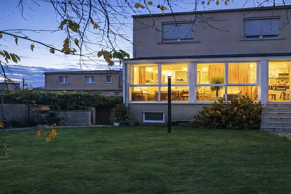 MAISON T5 - 3 CHAMBRES - 110M² - TERRAIN 360M² - SOUS-SOL TOTAL- CALME - RARE - 1ERE MAIN