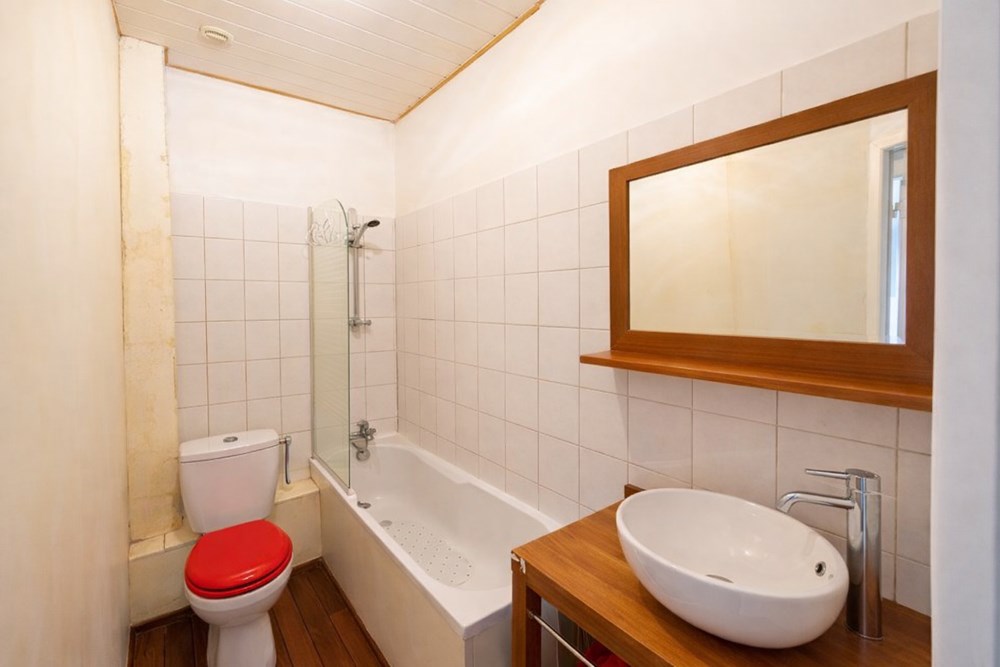APPARTEMENT T3 DERNIER ETAGE DE 51M² VUE MER AVEC JARDIN COLLECTIF ET LOCATAIRE EN PLACE photo 4