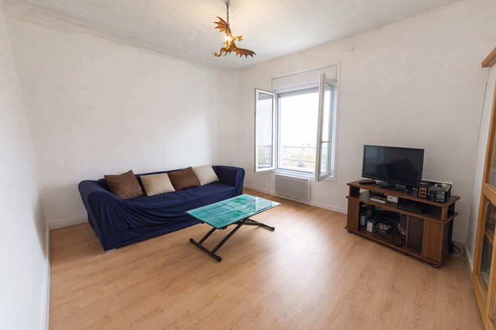APPARTEMENT T3 DERNIER ETAGE DE 51M² VUE MER AVEC JARDIN COLLECTIF ET LOCATAIRE EN PLACE photo 2