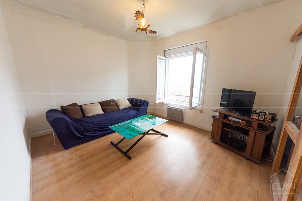 APPARTEMENT T3 DERNIER ETAGE DE 51M² VUE MER AVEC JARDIN COLLECTIF ET LOCATAIRE EN PLACE photo 2