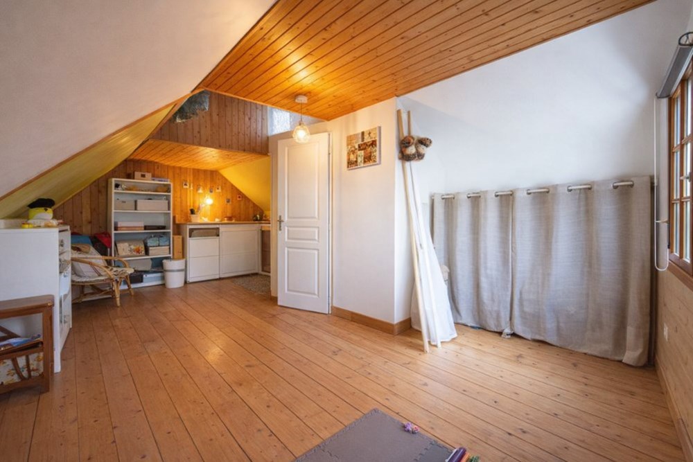 HôPITAL-CAMFROUT - MAISON - 85 M2 - 5 PIECES photo 4