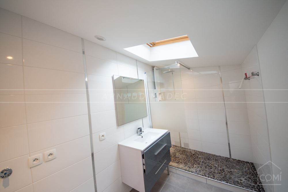 MAISON T4 DES ANNEES 30 - ENTIEREMENT RENOVEE - 2/3 CHAMBRES - AUCUNS TRAVAUX - COUP DE COEUR photo 4