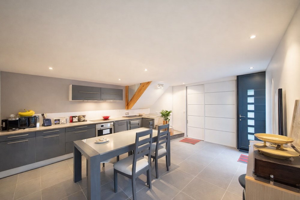 MAISON T4 DES ANNEES 30 - ENTIEREMENT RENOVEE - 2/3 CHAMBRES - AUCUNS TRAVAUX - COUP DE COEUR photo 2