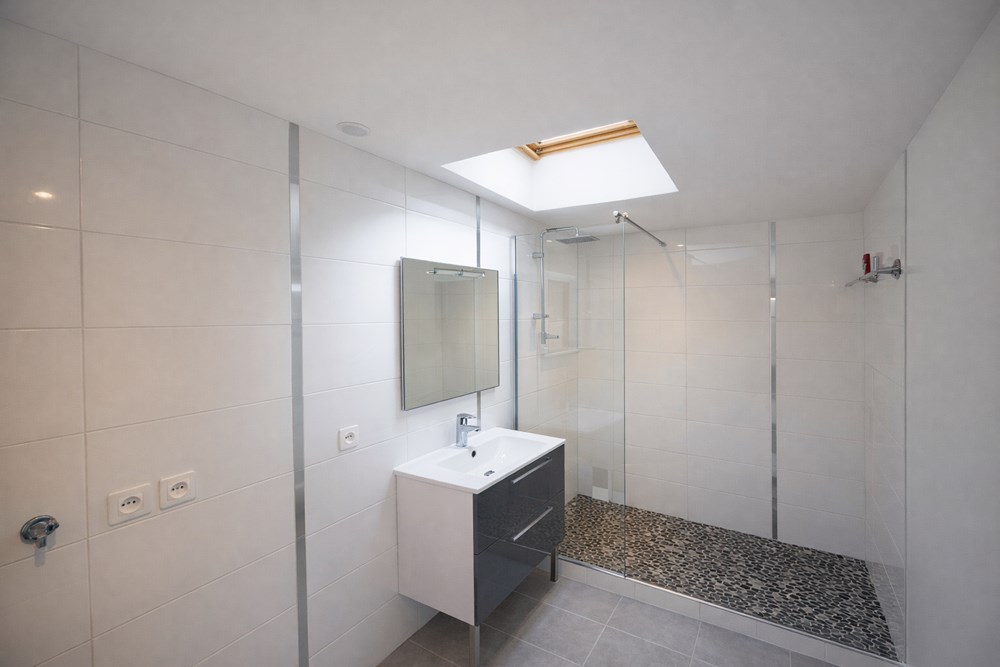 MAISON T4 DES ANNEES 30 - ENTIEREMENT RENOVEE - 2/3 CHAMBRES - AUCUNS TRAVAUX - COUP DE COEUR photo 4