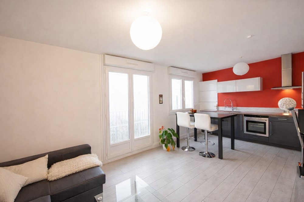 BREST - APPARTEMENT - 51 M2 - 2 PIECES photo 3