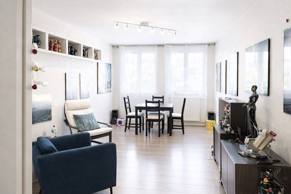 APPARTEMENT - 2 CHAMBRES - 58M² - CUISINE AMENAGEE - RESIDENCE SECURISEE - PARKING - CAVE photo 2