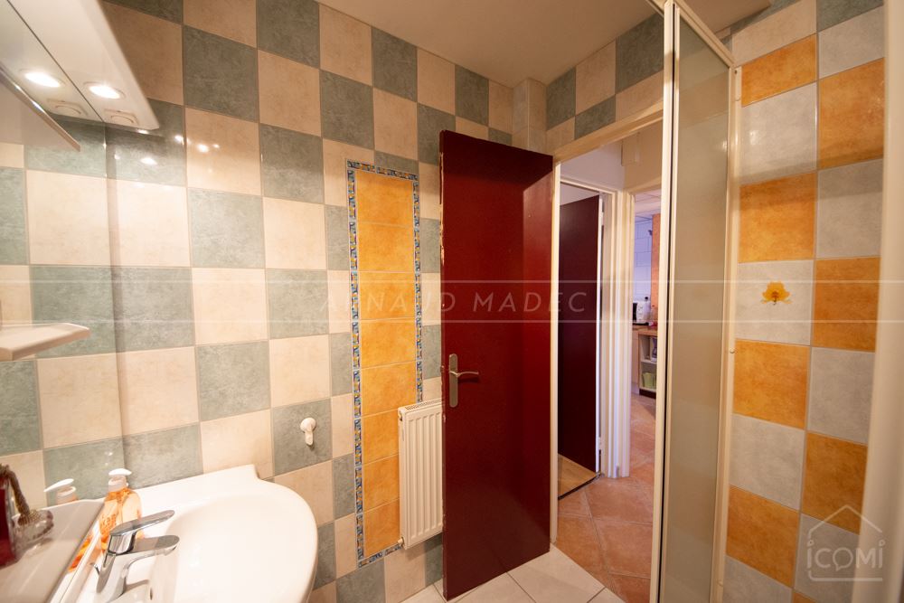 APPARTEMENT T3 - EXCEPTIONNELLE PIECE DE VIE DE +40M² - CALME - LUMINEUX - PROCHE CENTRE VILLE photo 5