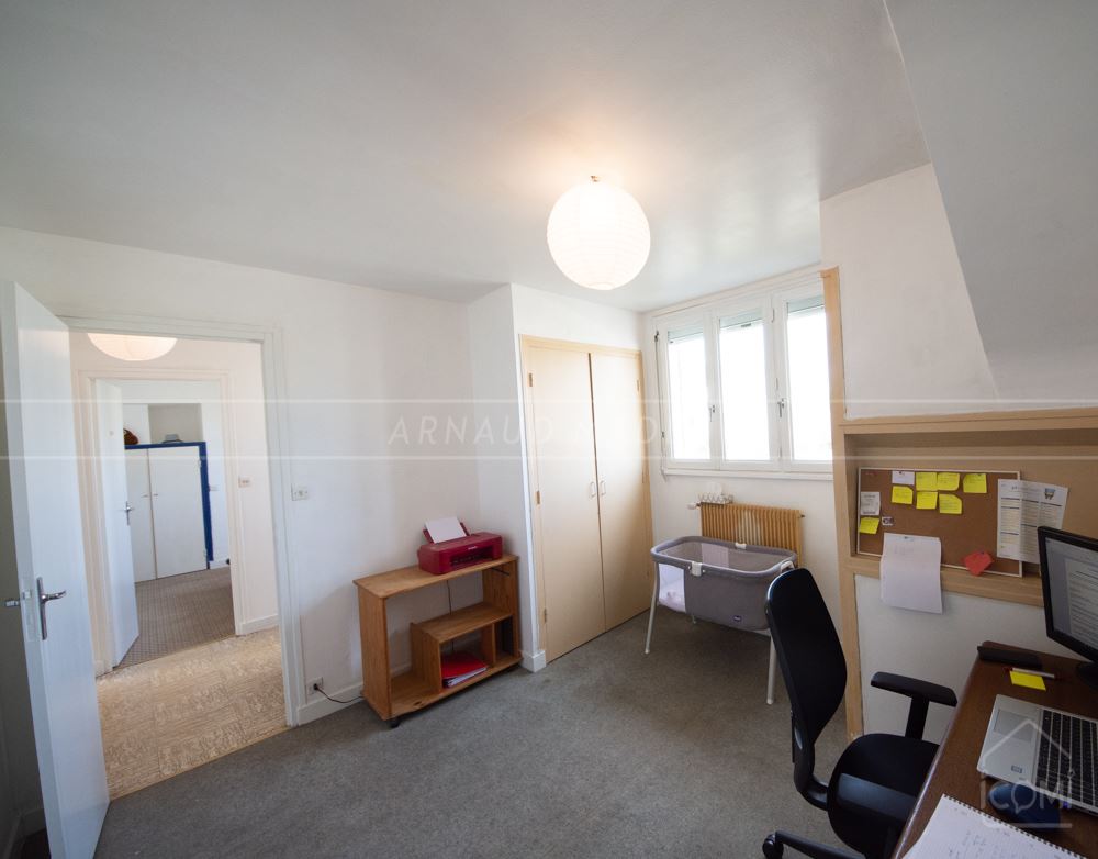 MAISON T10 - 8 CHAMBRES - 200M² - TERRAIN GENEREUX CLOS - RARE - IDEAL GRANDE FAMILLE photo 5