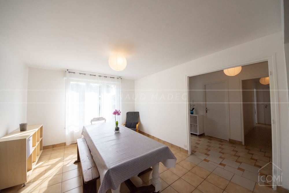 MAISON T10 - 8 CHAMBRES - 200M² - TERRAIN GENEREUX CLOS - RARE - IDEAL GRANDE FAMILLE photo 4