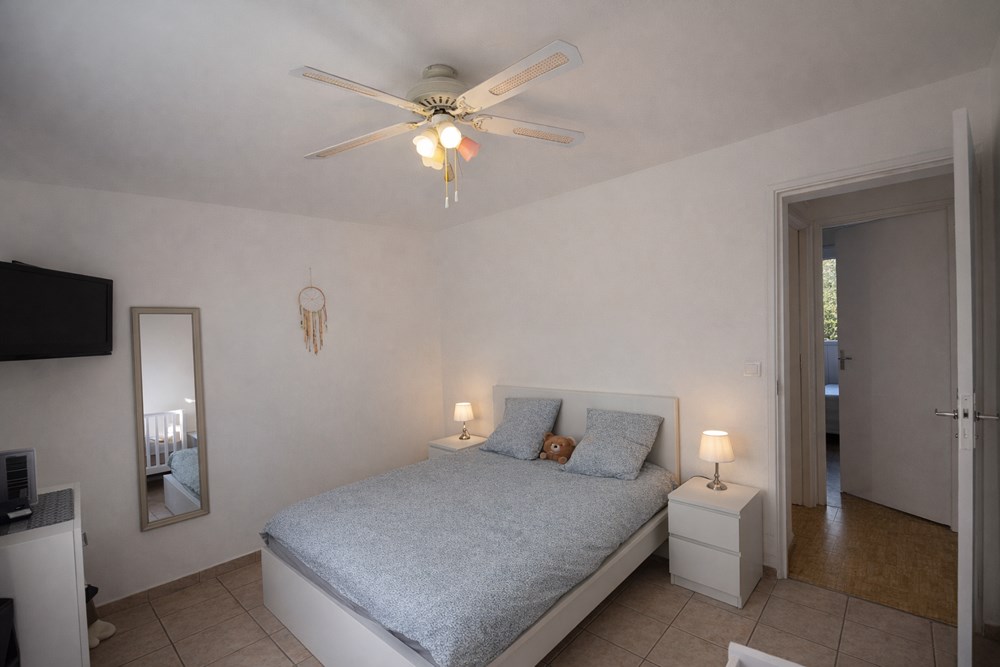 MAISON T10 - 8 CHAMBRES - 200M² - TERRAIN GENEREUX CLOS - RARE - IDEAL GRANDE FAMILLE photo 4