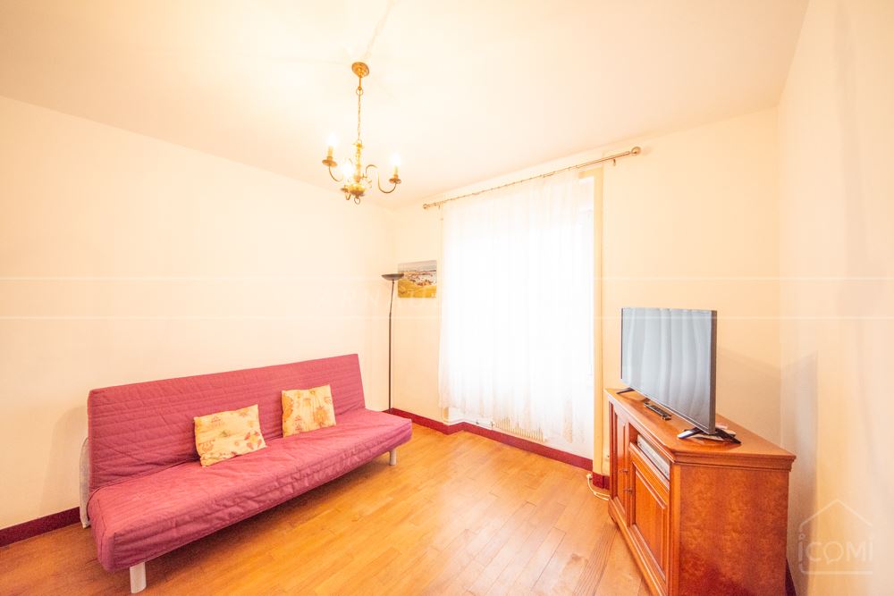 MAISON T7 DES ANNEES 50 - 5/6 CHAMBRES - TERRAIN 2000M² - RARE photo 4