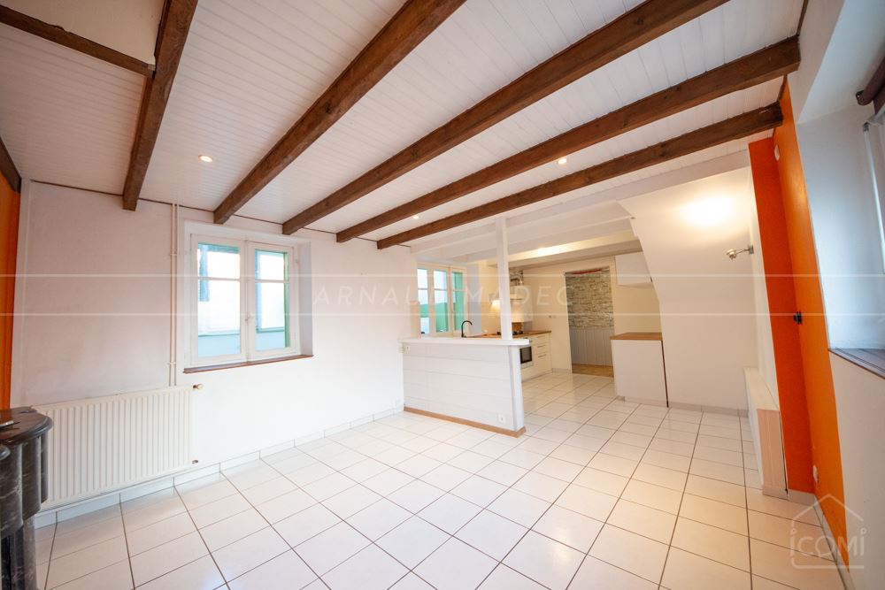 MAISON T4 DES ANNEES 20 - BEL ESPACE DE VIE - 2 CHAMBRES - CALME - CHARME