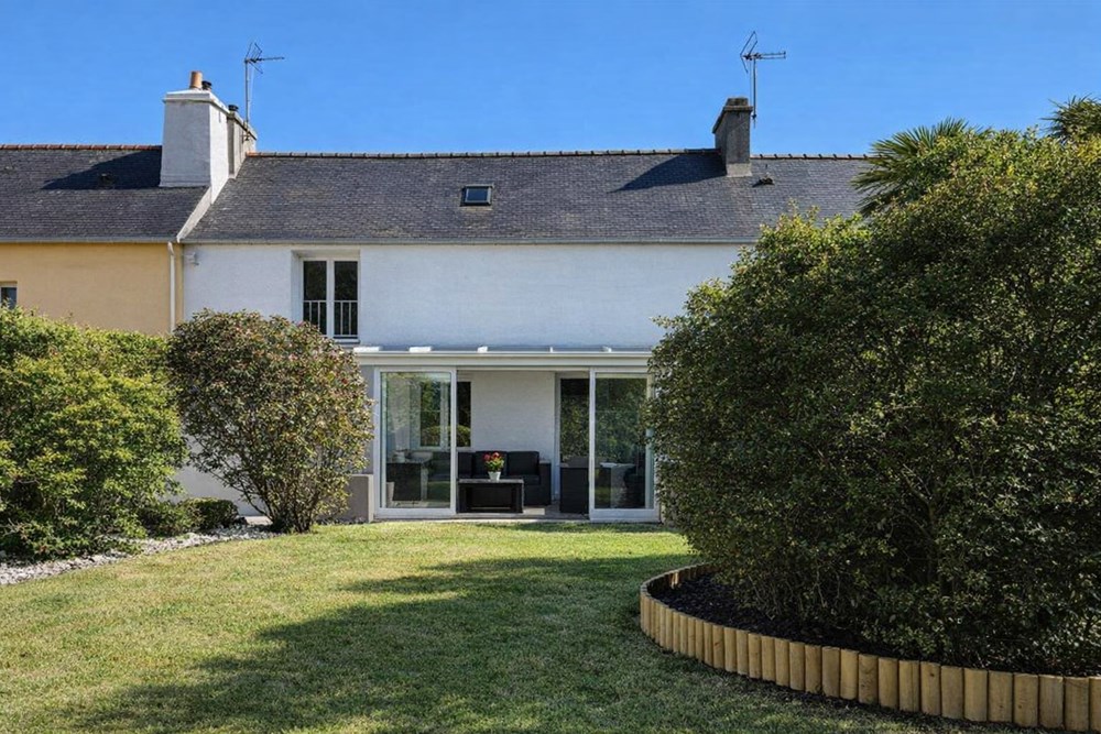 MAISON T4 DES ANNEES 20 - BEL ESPACE DE VIE - 2 CHAMBRES - CALME - CHARME