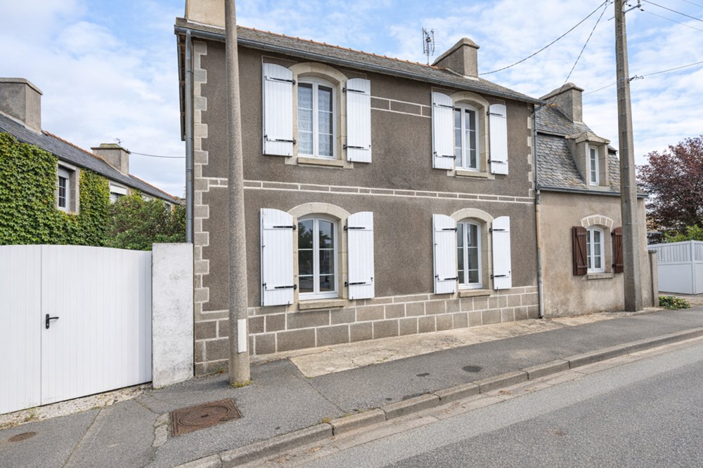 MAISON DE VILLE- 3 CHAMBRES - ANNEE 1930 - PROCHE PLAGE ET BOURG DE PORTSALL - A RENOVER photo 5