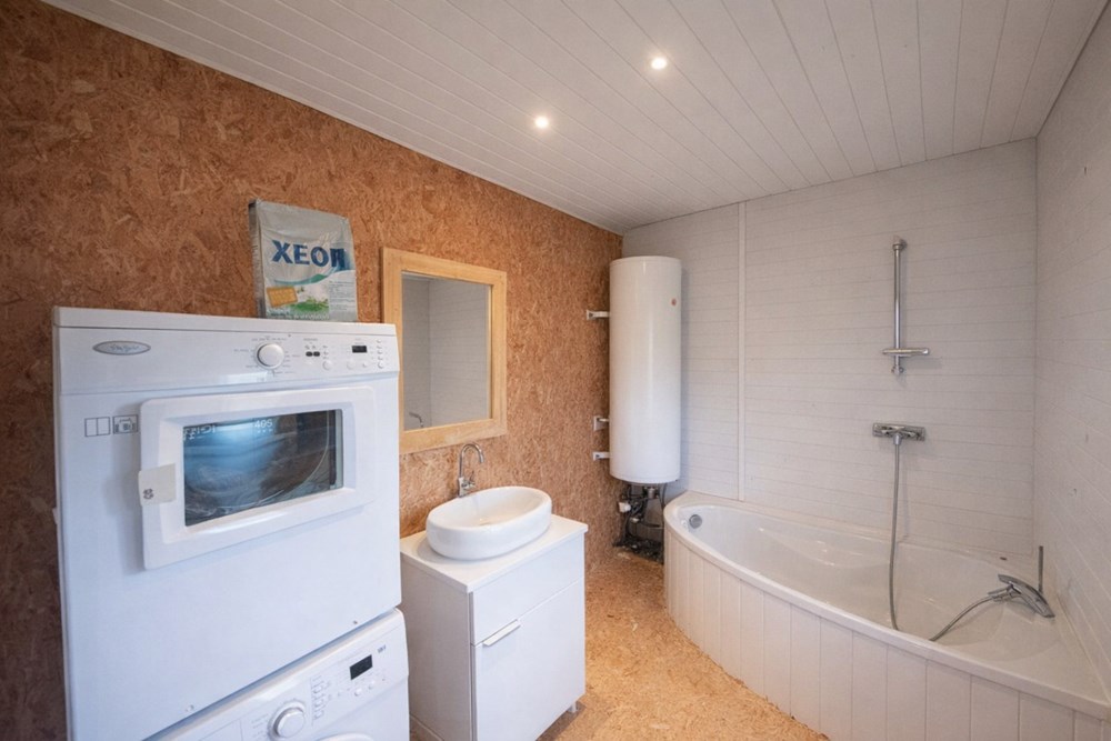 MAISON T5 DE 165M² - 3/4 CHAMBRES - TERRAIN DE 1100M² - SUPERBE EMPLACEMENT ET GROS POTENTIEL photo 5