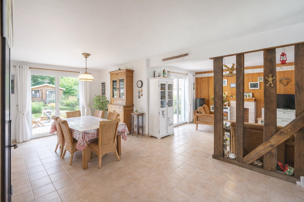 MAISON T6 - 4 CHAMBRES - GARAGE - CARPORT - GRAND JARDIN - COUP DE COEUR - CALME photo 2