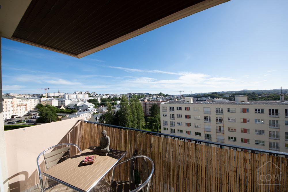 APPARTEMENT T3 - 2 CHAMBRES - ASCENSEUR - BALCONS/TERRASSE - VUE DEGAGEE SUR VERDURE - STATIONNEMENT AISE photo 5