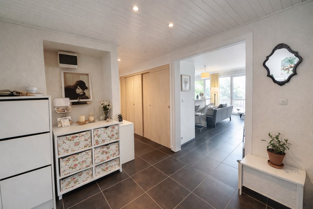 APPARTEMENT T3 - 2 CHAMBRES - ASCENSEUR - BALCONS/TERRASSE - VUE DEGAGEE SUR VERDURE - STATIONNEMENT AISE photo 4
